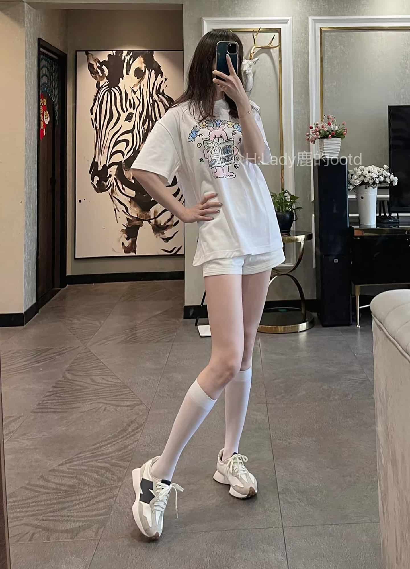 Lady鹿的ootd(麋鹿Monroe) 88套 微密圈写真图集视频下载 偶像派2115插图1 Lady鹿的ootd(麋鹿Monroe) 88套 微密圈写真图集视频下载 偶像派2115插图1